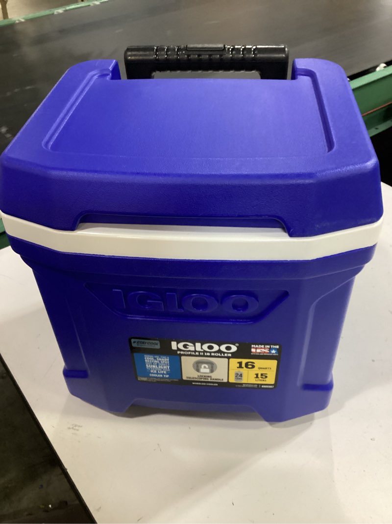 Condition photo showing Good Condition for igloo profile 16 roller hard-sided cooler - blue