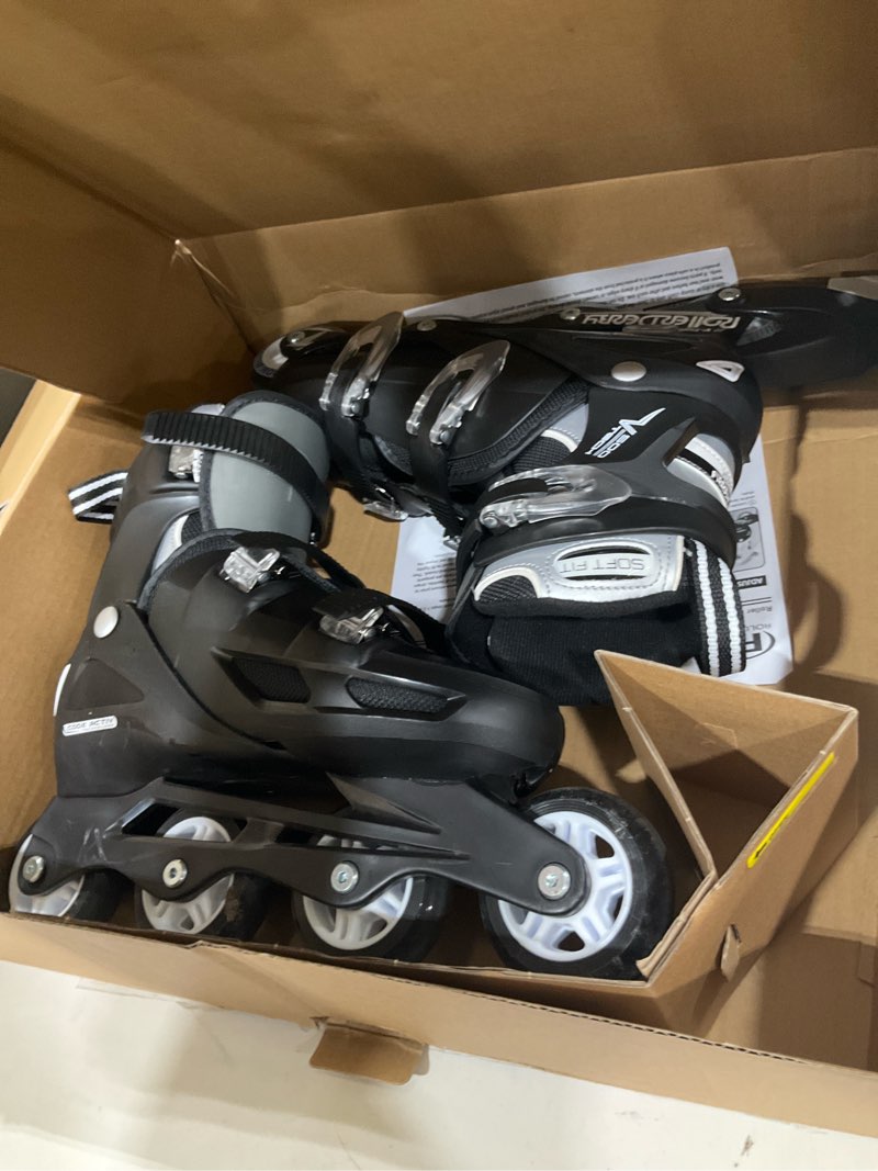 Condition photo showing Good Condition for roller derby v-tech 500 adjustable performance inline skates for men, women, kids, teens black