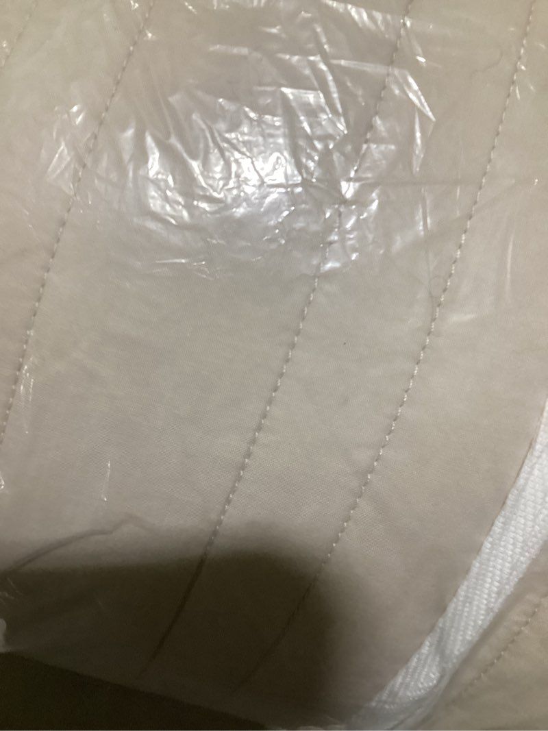 Condition photo showing Good Condition for organic cotton stripe stitch quilt set, king/cal king, sand