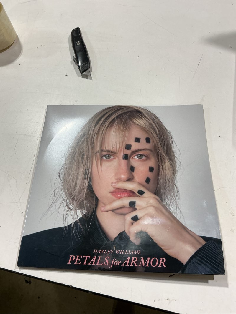 Condition photo showing Good Condition for petals for armor