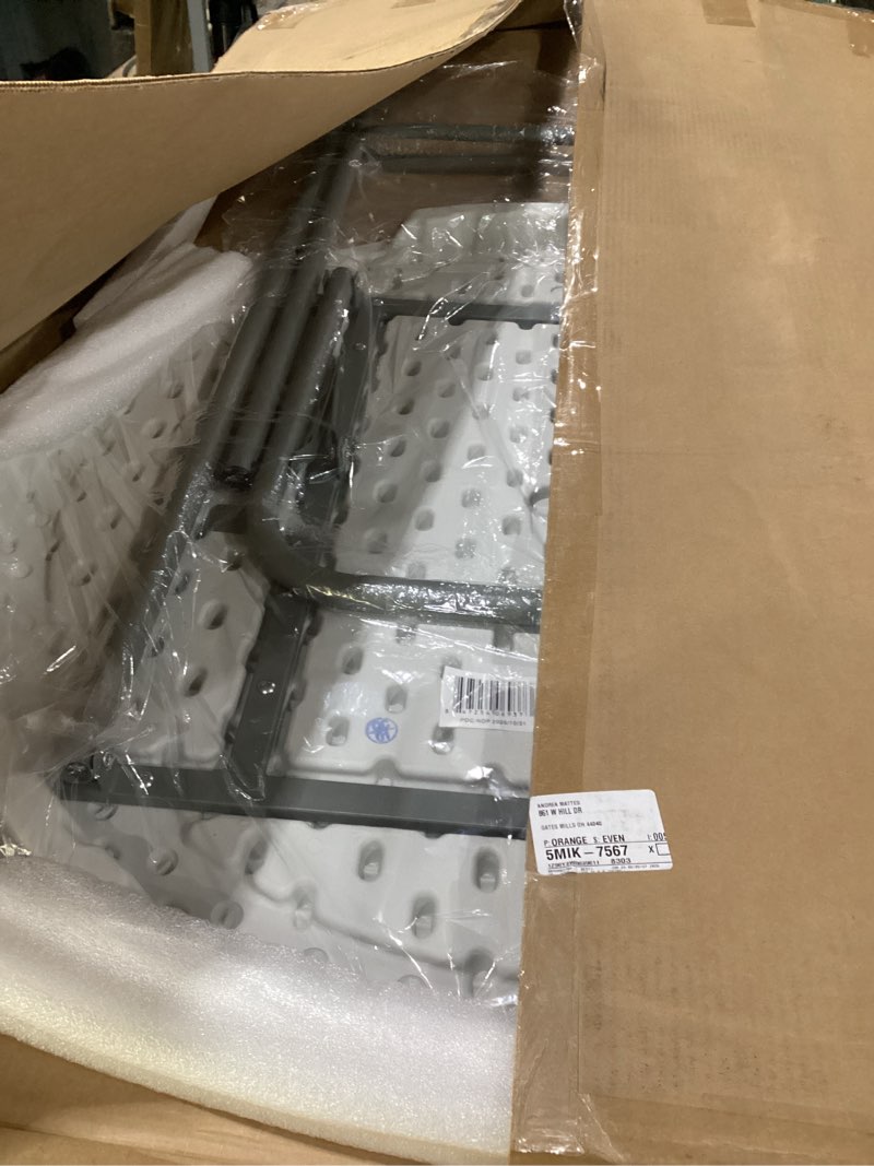 Condition photo showing Good Condition for large folding table