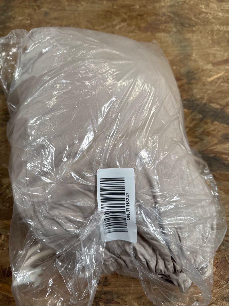 Condition photo showing Good Condition for bamboo fitted sheet set, king, sand