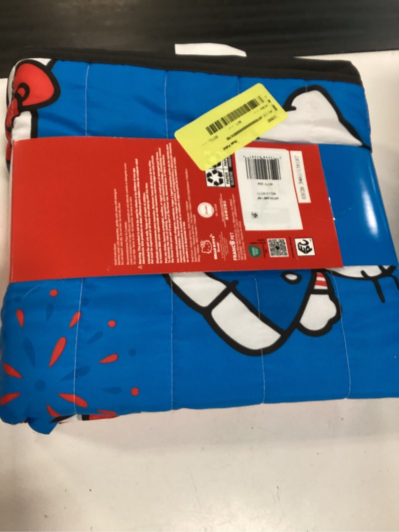 Condition photo showing New/Like New for hello kitty pet cooling throw blanket  dog and cat  40x50