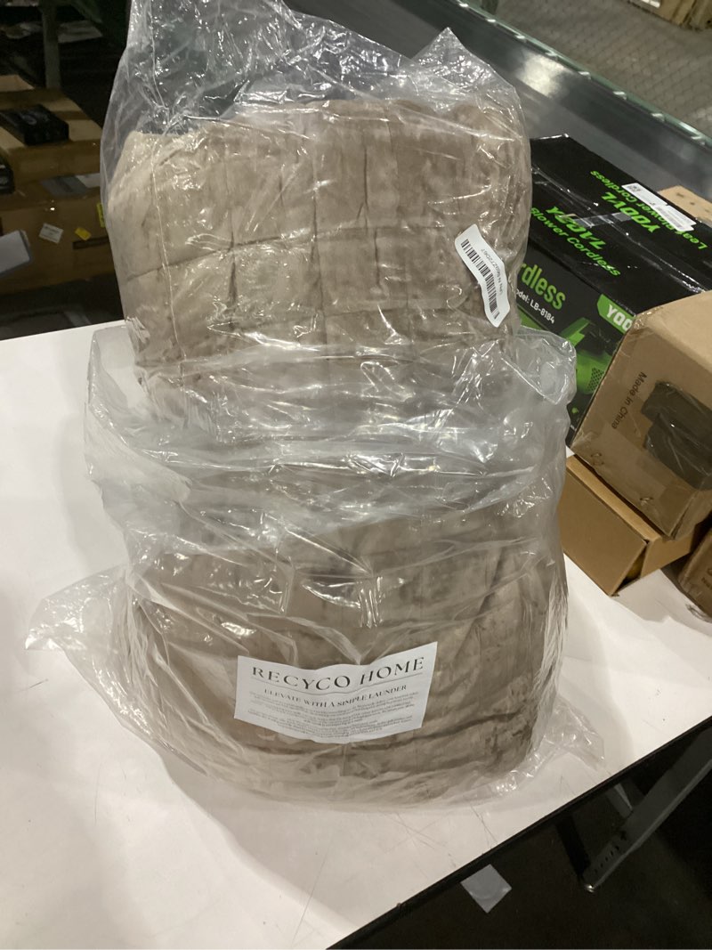 Condition photo showing Good Condition for recyco luxury velvet quilt queen size bedding set, ultra soft velvet comforter set, lightweight quilted channel box stitch oversized bedspread coverlet for all season, with 2 shams, natural tan full/queen (88" x 92") natural tan