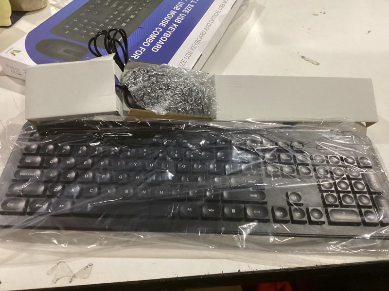 Condition photo showing Good Condition for Wired Keyboard and Mouse Combo, Macally Slim Full Sized Ergonomic USB Keyboard and Mouse Wired - Qui