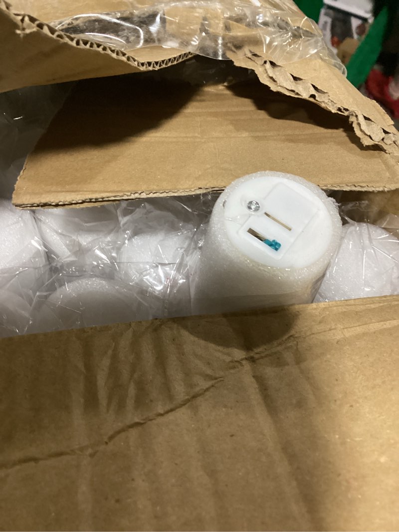 Condition photo showing Good Condition for led foam glow sticks, 18.9 inch bulk glow sticks, led light sticks, light-up sticks for concerts, weddings, raves, carnivals, halloween, birthdays, and more!