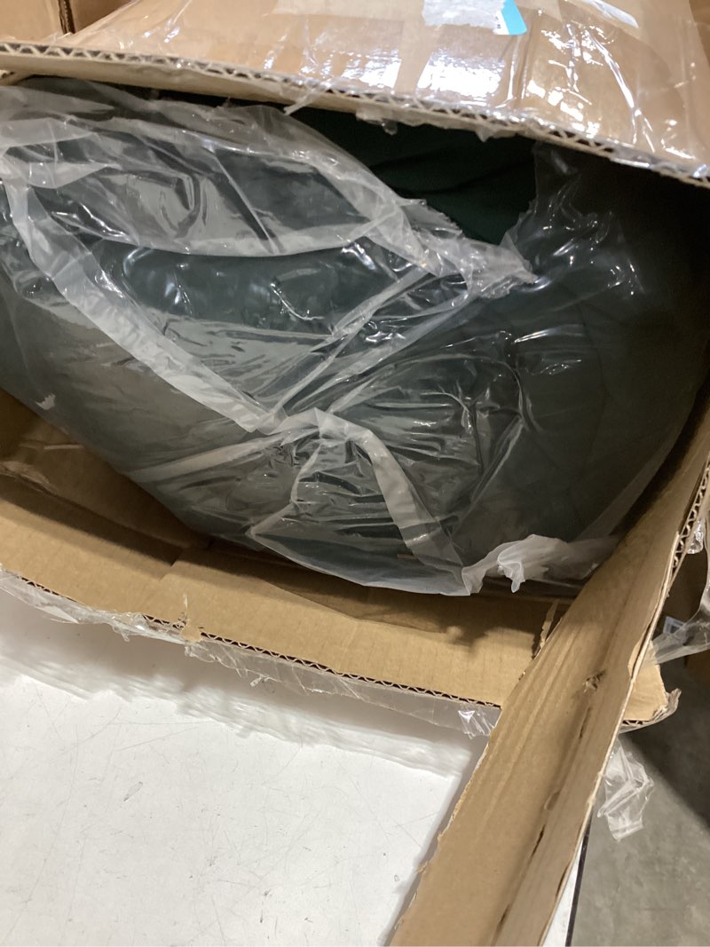 Condition photo showing Good Condition for litanika oversized king comforter sets emerald green - 7 pieces bed in a bag oversized king bedding comforter sets, solid lightweight bed set with comforter, sheets, pillowcases & shams oversized king (120"x98") 01 - emerald green