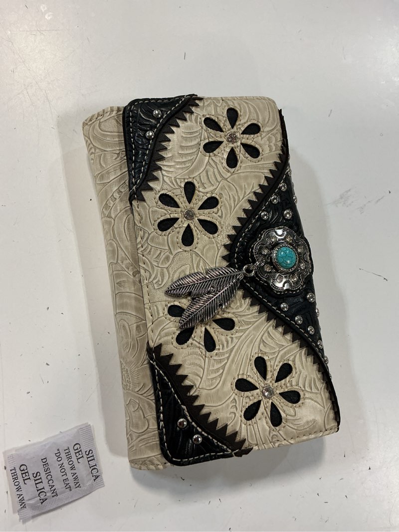 Condition photo showing New/Like New for turquoise concho feather floral crossbody western trifold wallet for women