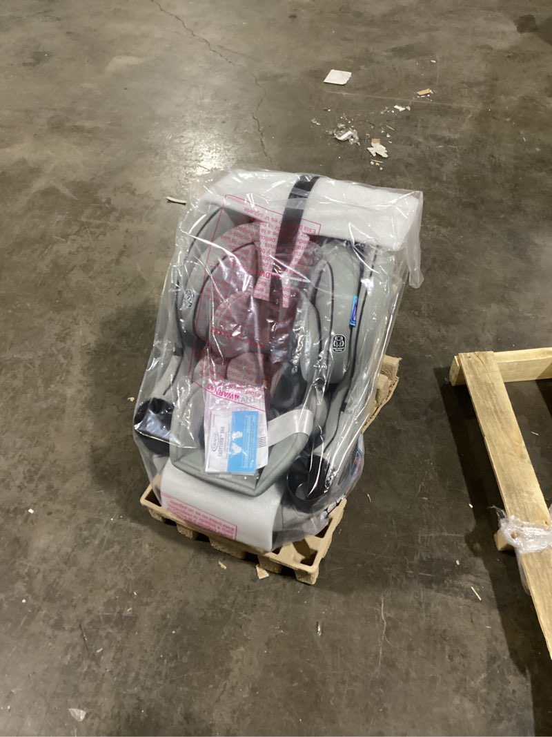 Condition photo showing New/Like New for Graco EasyTurn 360 2-in-1 Rotating Convertible Turning Car Seat - Solae