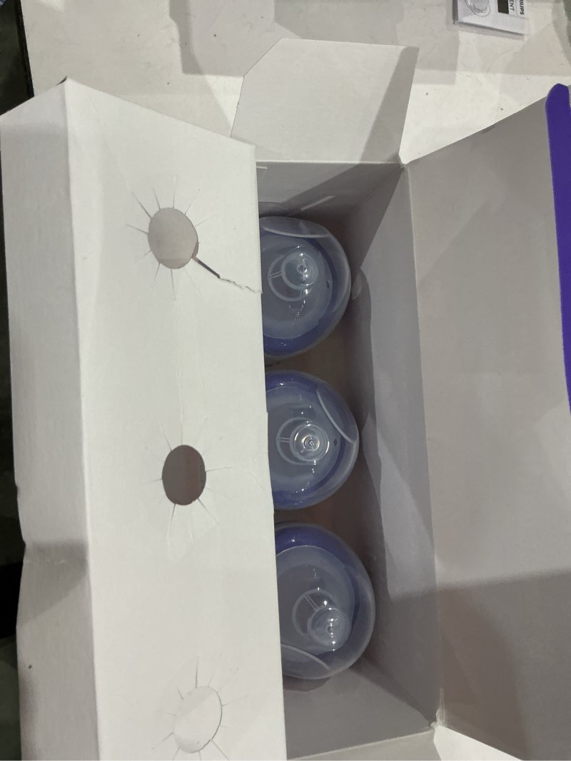Condition photo showing Good Condition for lansinoh baby bottles for breastfeeding babies with 3 slow flow nipples (size 2s) - 5oz/3ct