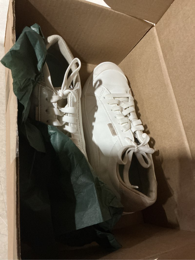 Condition photo showing As Is for dr. scholl's shoes women's sneaker, white/gold, 7.5
