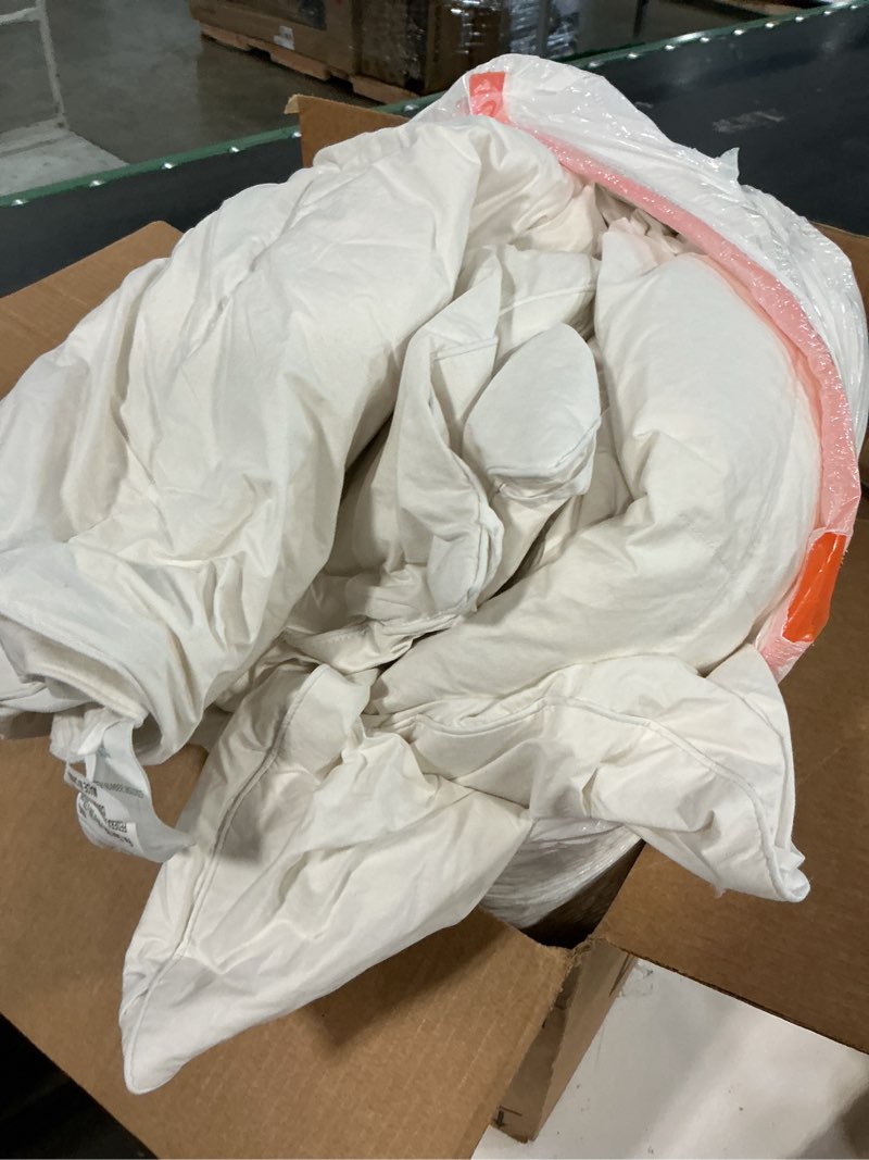 Condition photo showing As Is for Martha Stewart White Goose King Size Feathers Down Fiber Comforter, 100% Cotton Duvet Insert King, Hotel Luxury Hypoallergenic Comforter 68oz All Season Medium Warmth 106 x 90 Inch White/All Seasons King