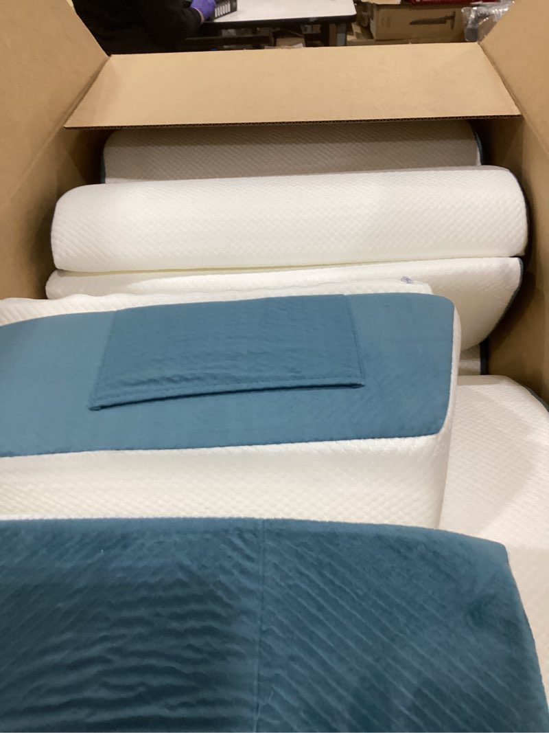 Condition photo showing Good Condition for 9PCS Wedge Pillow Set for After Surgery Recovery, Adjustable Memory Foam Neck Pillow, Foam Leg Pillow, Relieves Neck, Leg Pain, Sleep Apnea, and Functions as a Reading Pillow Blue Blue 9PCS