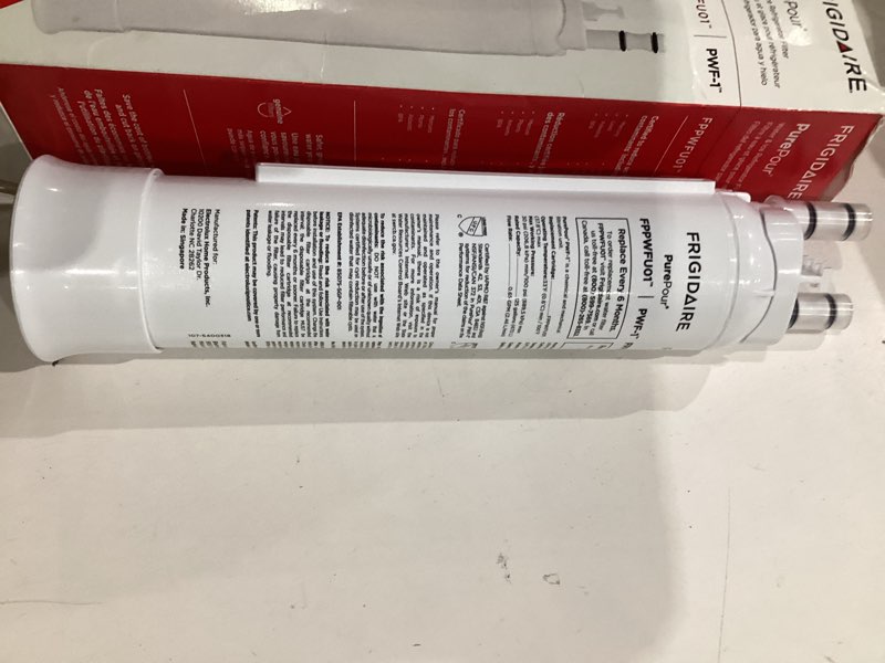 Condition photo showing Good Condition for frigidaire fppwfu01 purepour pwf-1 water filter 1 count (pack of 1)