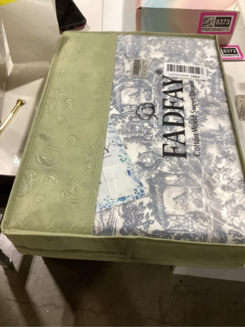 Condition photo showing New/Like New for fadfay blue toile sheets set cal king french country vintage farmhouse bedding exotic scenic floral bedding 100% egyptian cotton soft sheet set with deep pocket fitted sheet 4pc, california king size california king indigo blue toile