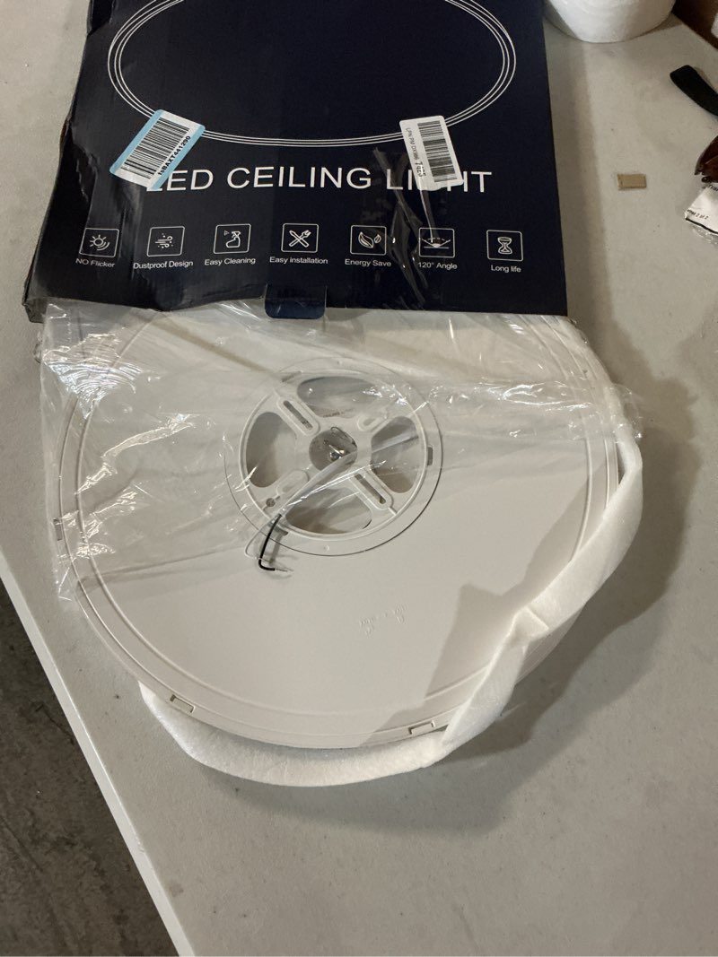 https://lotting-media.assets.bidfta.com/lotting_4cee671a-4b17-46f4-aa0b-2d8fdfb2b76f