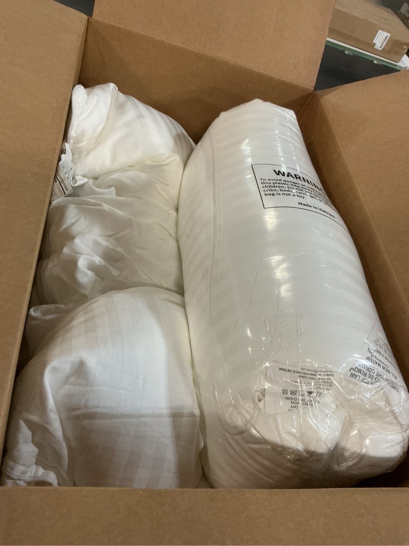 Condition photo showing Good Condition for Beckham Hotel Collection Bed Pillows King Size Set of 2 - Down Alternative Pillow for Back, Stomach or Side Sleepers King White