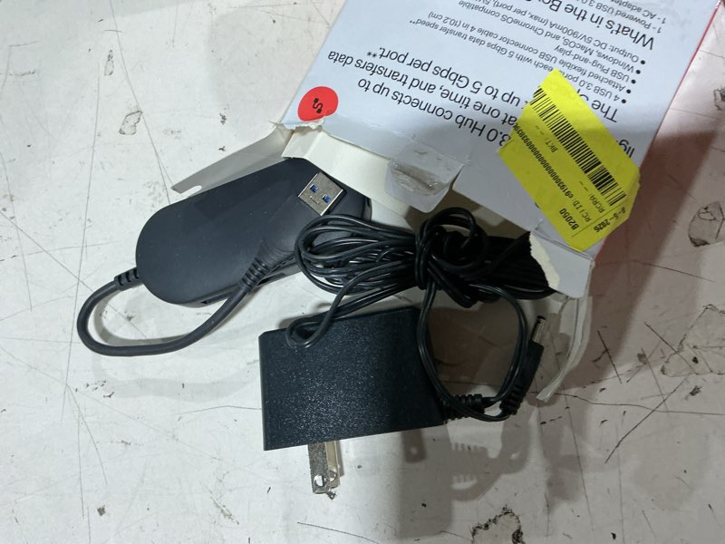 Condition photo showing Good Condition for onn usb 3.0 hub with 4 usb 3.0 ports