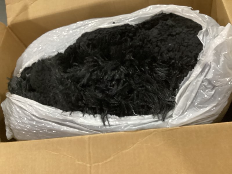 Condition photo showing Good Condition for bedsure gentlesoft fluffy black king size blanket for bed, thick soft sherpa faux fur fleece bedding fuzzy plush winter warm heavy oversize large king blanket, cozy black gifts for men women, 108x90 07- black king (108" x 90")