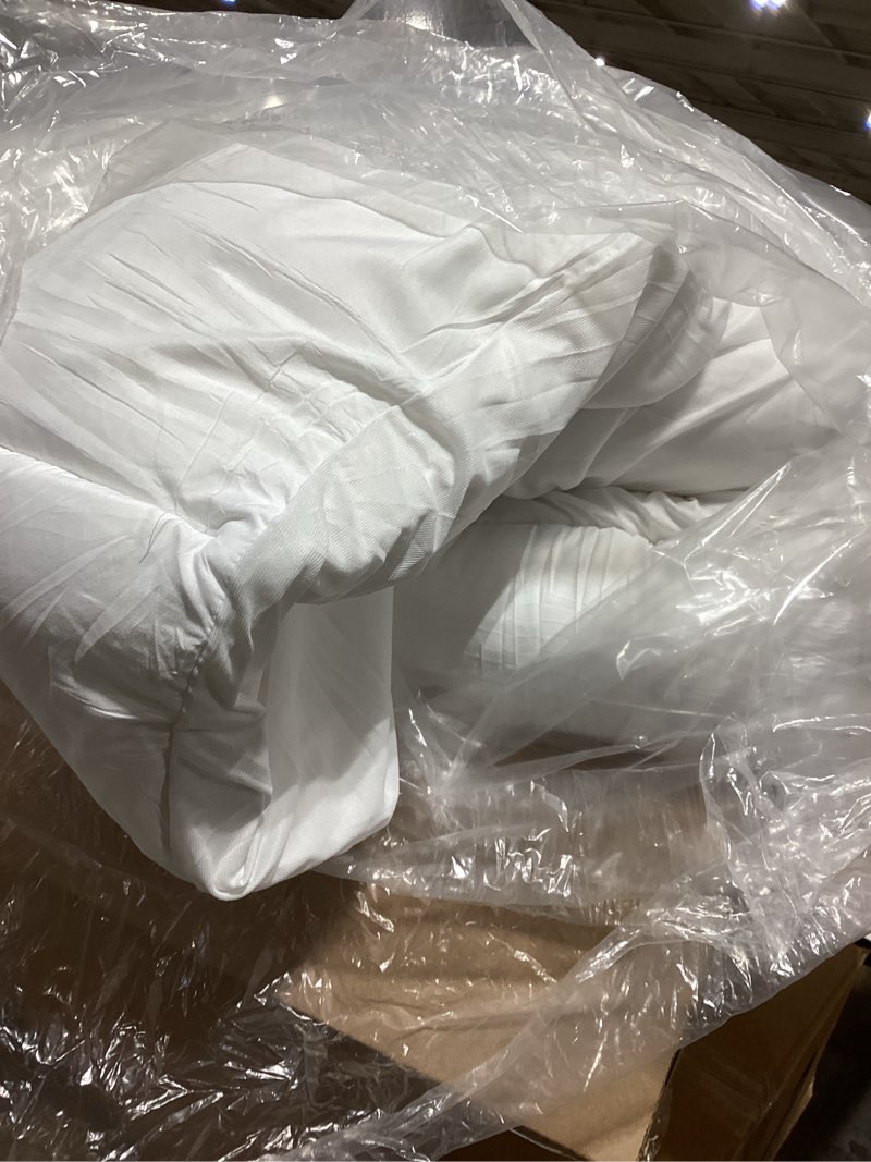 Condition photo showing Good Condition for SOPAT Mattress Topper Queen Size Extra Thick Mattress Pad 8-21" Deep Pocket Soft Down Alternative Fill Mattress Protector Pillow Top Mattress Cover (60x80 Inches, White) White Color Queen