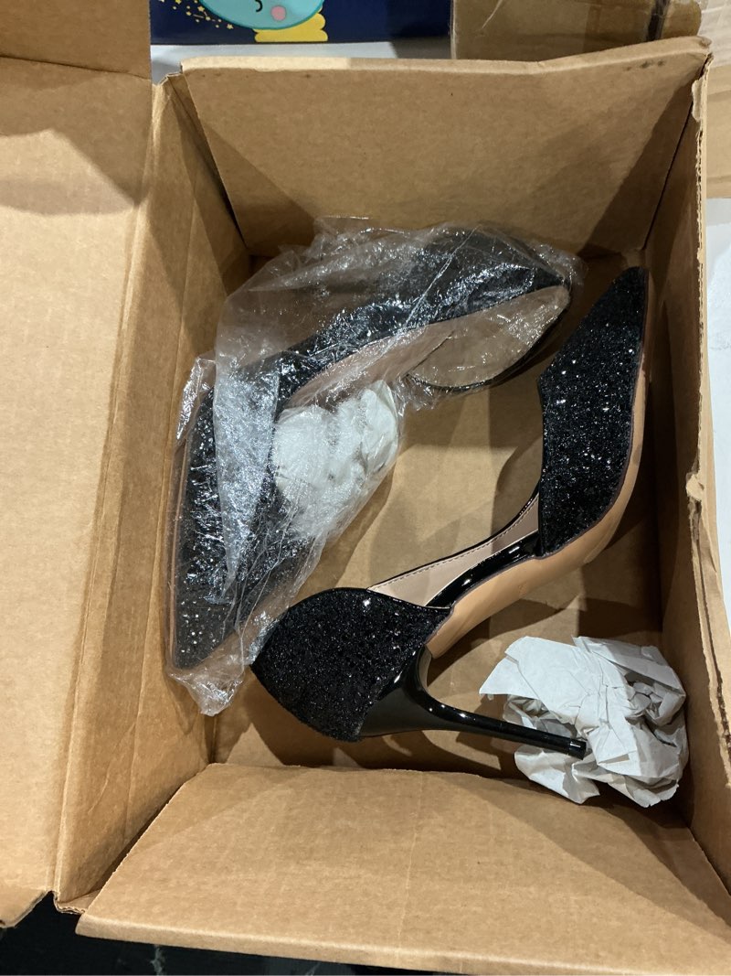 Condition photo showing Good Condition for dress first womens fashion closed toe classic pumps black