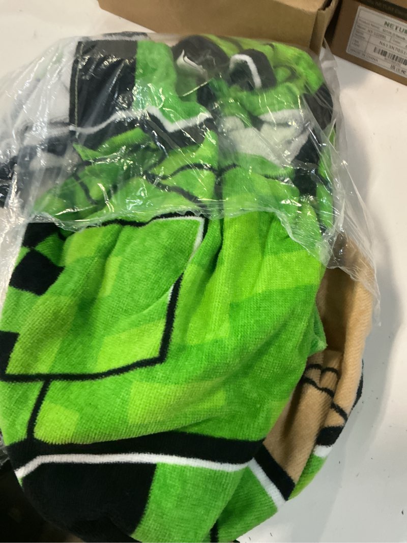 Condition photo showing As Is for minecraft towelling poncho kids teens hooded bath towels absorbent beach towel (green/black, 6-14 years) green/black 6-14 years