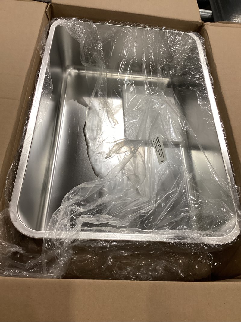 Condition photo showing Good Condition for stainless steel litter box, 23.6“x15.7"x6" deep stainless steel cat litter box extra large, xl metal litterbox for big cats with high sides, non stick surface, easy to clean 1 pack-xl (23.6"x15.7"x6")