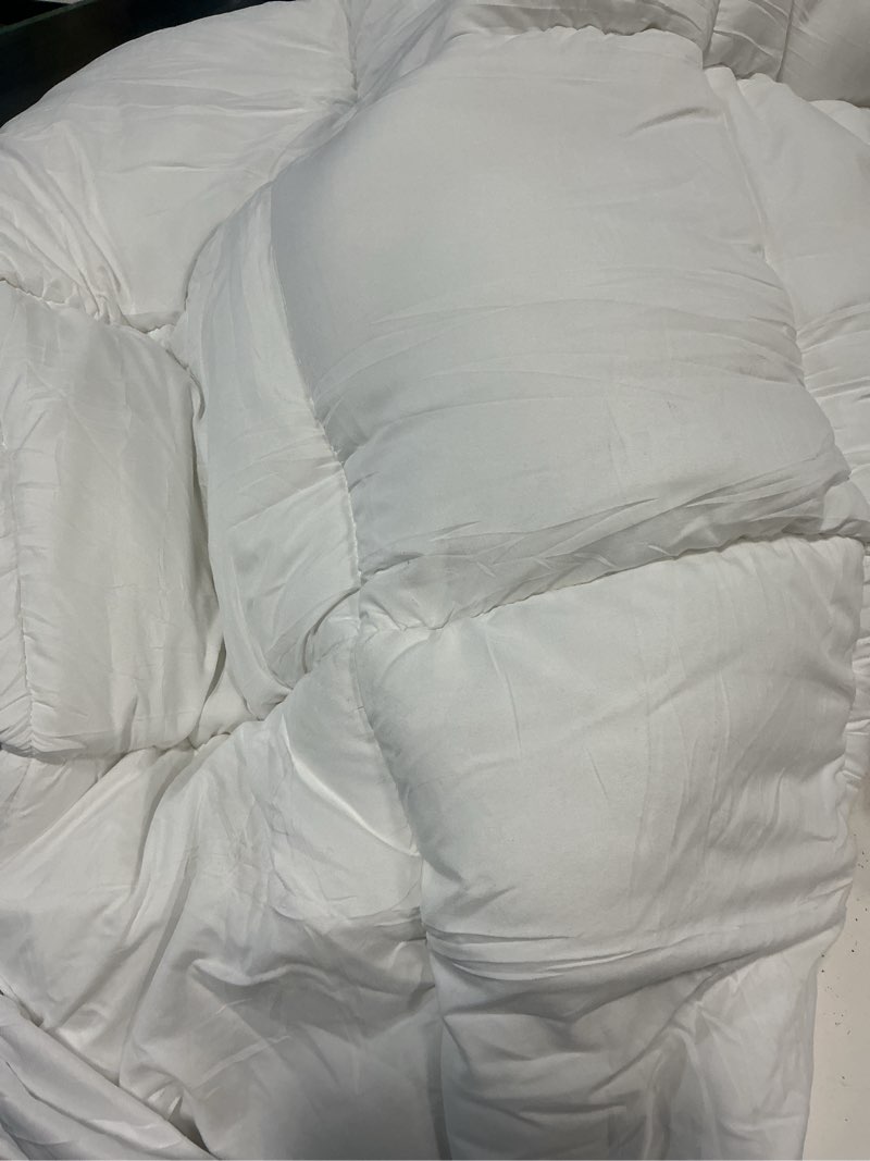 Condition photo showing Good Condition for coonp king mattress topper, extra thick pillowtop, cooling plush mattress pad cover cotton top bed topper protector with 8-21 inch deep pocket white king