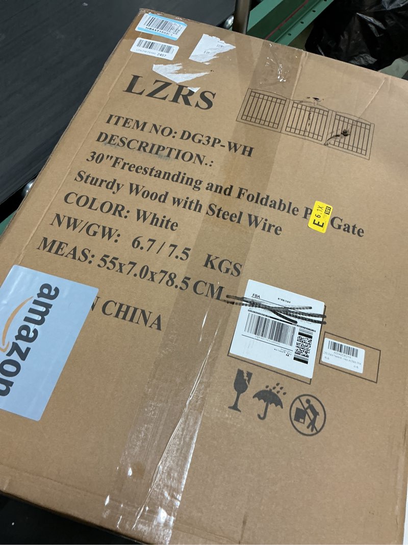 Condition photo showing Good Condition for LZRS Freestanding Dog Gate 30 inch Tall - 3 Panels Solid Wooden Pet Gate for Doorways, Stairs & Hallways, Expandable & Foldable with Support Feet?Indoor Use,White White 30"Height-3 Panel