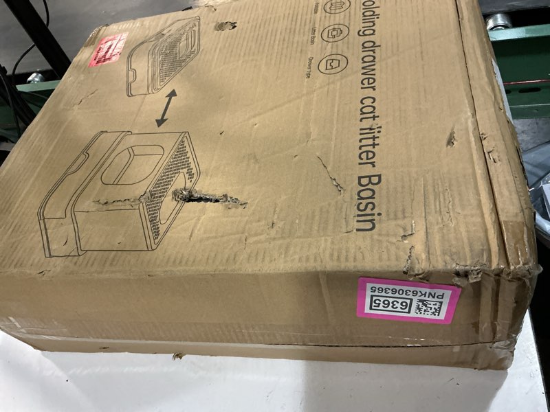 Condition photo showing New/Like New for rizzari enclosed cat litter box: black covered litter pan - large stainless steel anti-leak tray with teflon non-stick coating - high edges prevents leaks & controls odor - ideal for restroom porch x-large all black