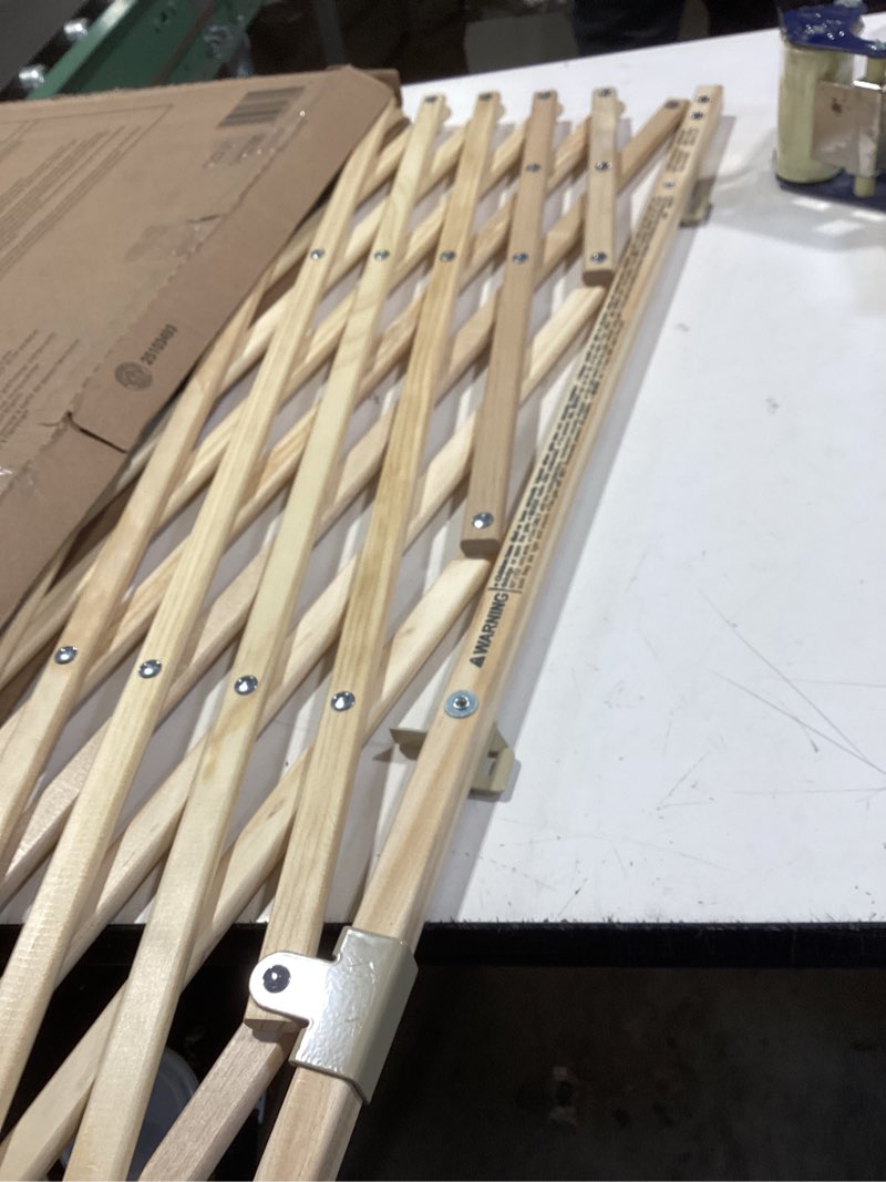 Condition photo showing Good Condition for evenflo expansion walk-thru room divider baby gate (natural wood)