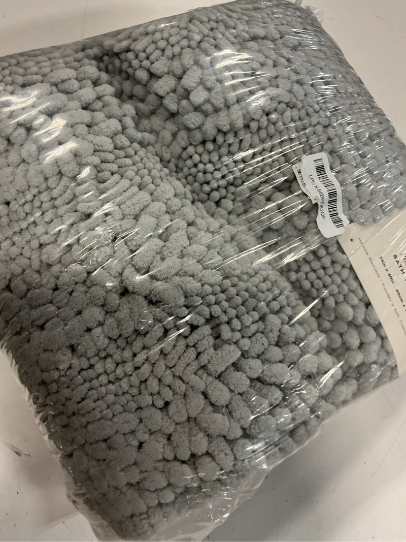 Condition photo showing Good Condition for olanly thick bathroom rugs 30x20, extra soft absorbent chenille bath rugs, rubber backing, machine wash dry, bath mats for bathroom floor, tub and shower, home decor accessories, grey grey rectangular 30" x 20"