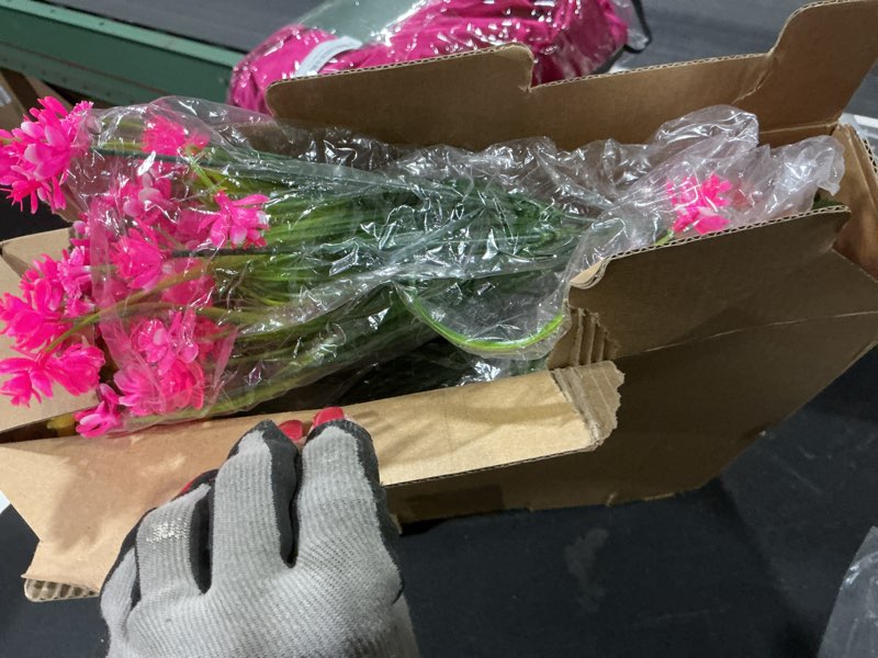 Condition photo showing Good Condition for AGIRL 24 Bundles Artificial Flowers Outdoor,No Fade Fake Plastic Flowers Faux Plants for Decoration Hanging Planters Indoor Outside Garden Porch Window Box Home Farmhouse Wedding 6 Mix Colors 24 PCS