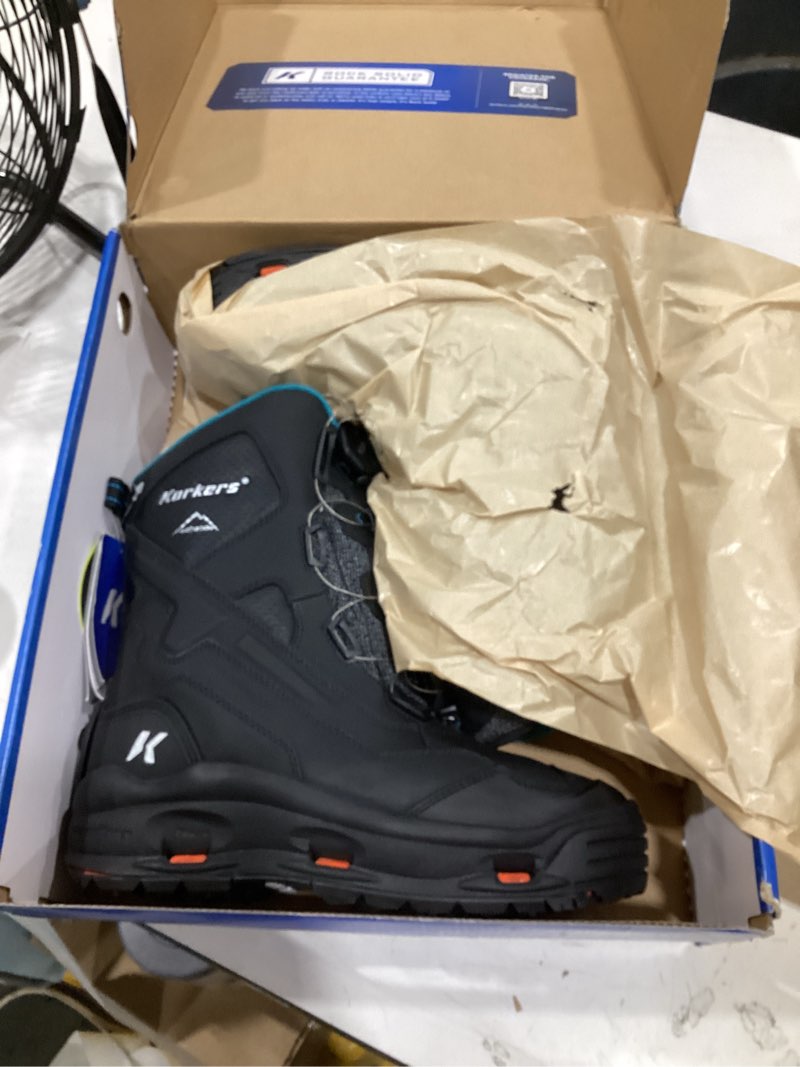 Condition photo showing Good Condition for korkers women's polar vortex 1200 w/snowtrac sole mid calf boot black 11