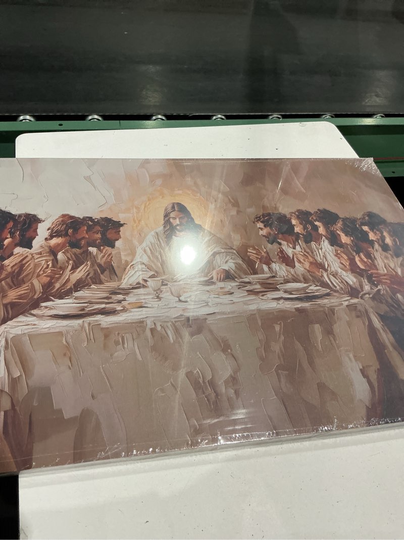 Condition photo showing Good Condition for Untitled Item