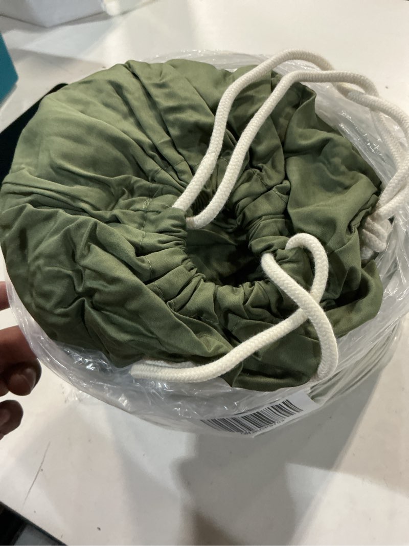 Condition photo showing Good Condition for bamboo sheet set, cal king, olive