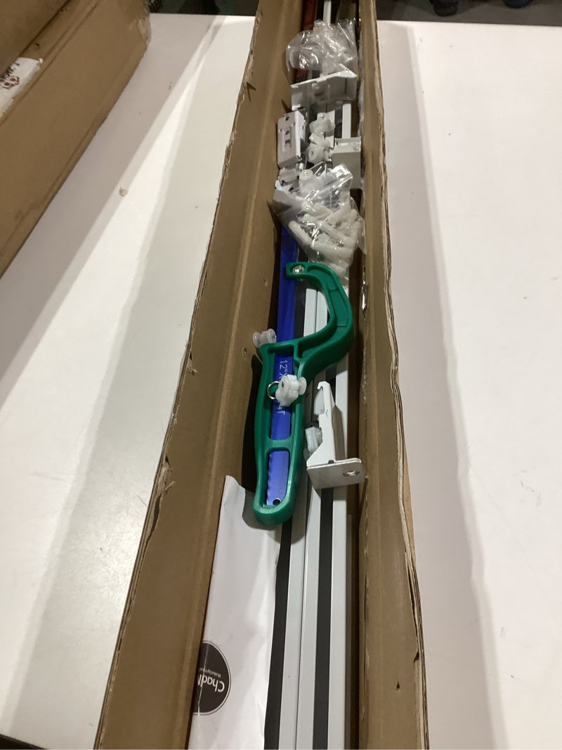 Condition photo showing Good Condition for ChadMade Aluminum Ceiling Curtain Track Set with Hooks, 9ft - 12ft Adjustable Length Ceiling/Wall Mount Curtain Rail System For Grommet/Pleated Drape, RV Ceiling Track, White