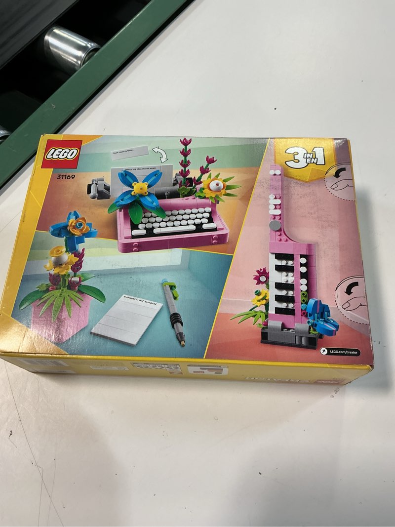 Condition photo showing New/Like New for lego creator typewriter with flowers multi 363 pc