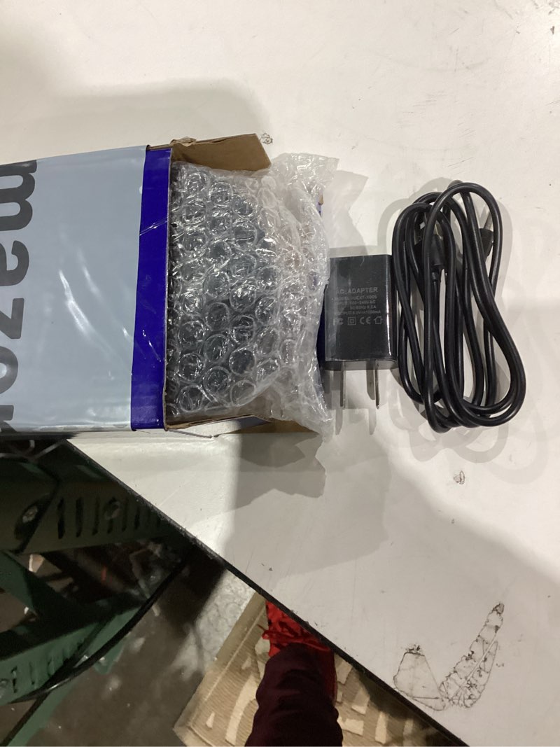 Condition photo showing Good Condition for Watris Veiyi 4" LED Colorful Rotating Display Base, Light Rotating Crystal Display Base, Display Base Stand Turner for Crystals Glass Art and Cup