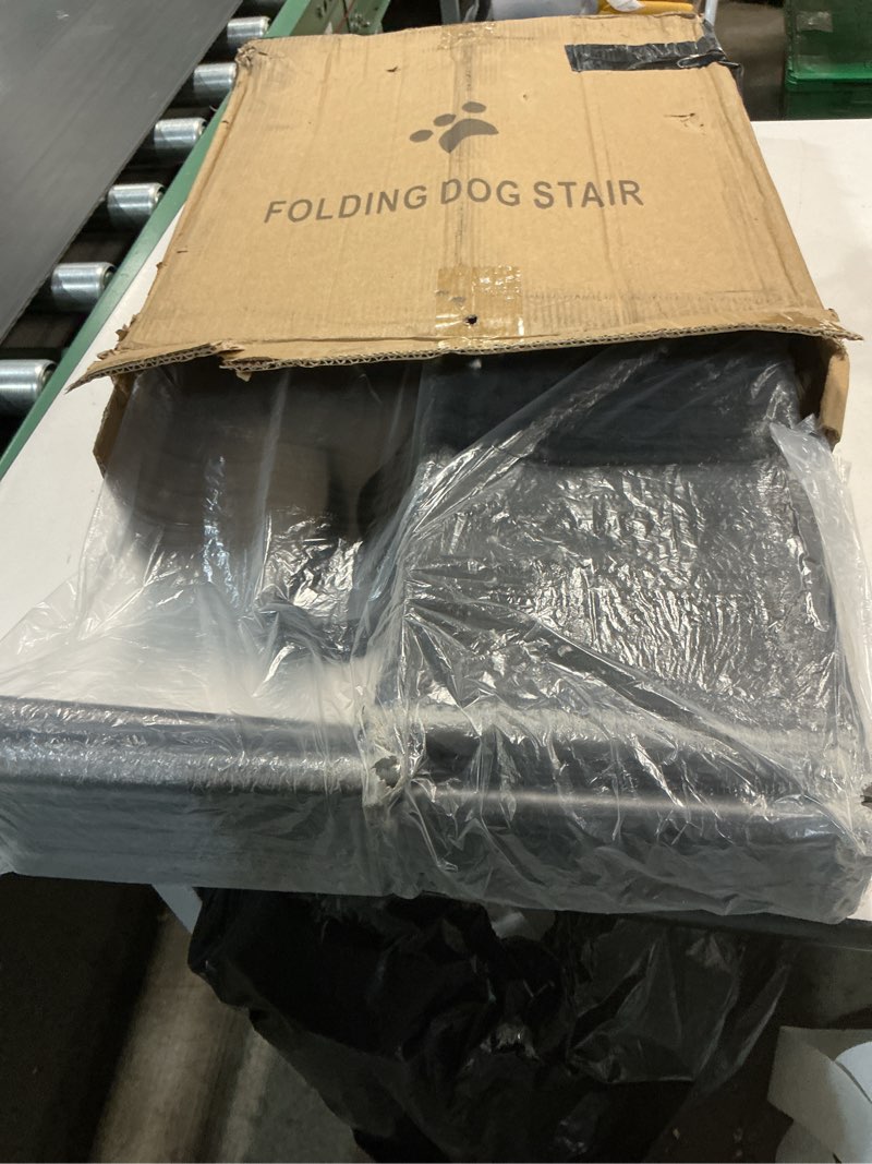 Condition photo showing Good Condition for dog stairs for car, foldable ramps for dogs with non-slip surface for large dogs portable dog steps for cars and suv, truck to 200 lbs, 4 steps x-large