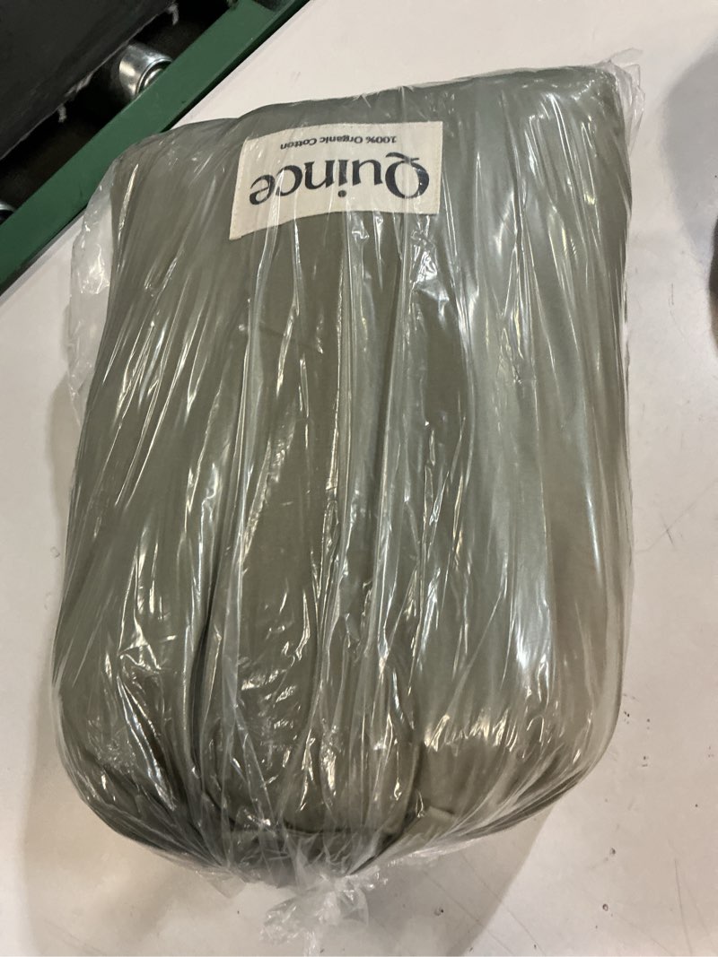 Condition photo showing Good Condition for organic crisp percale duvet cover set, king/cal king, dried sage