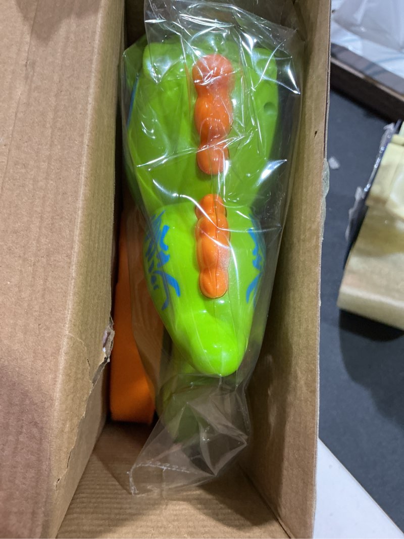 Condition photo showing Good Condition for bubble gun bubble machine dinosaur bubble blower toy for kids and toddlers bubble in bubble gun party favors birthday christmas easter gift for 3 4 5 6 7 8 9 years old boys and girls (green)