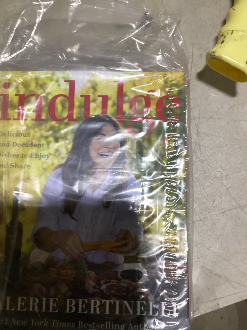 Indulge: Delicious and Decadent Dishes to Enjoy and Share?Valerie Bertinelli's Most Indulgent Cookbook Yet