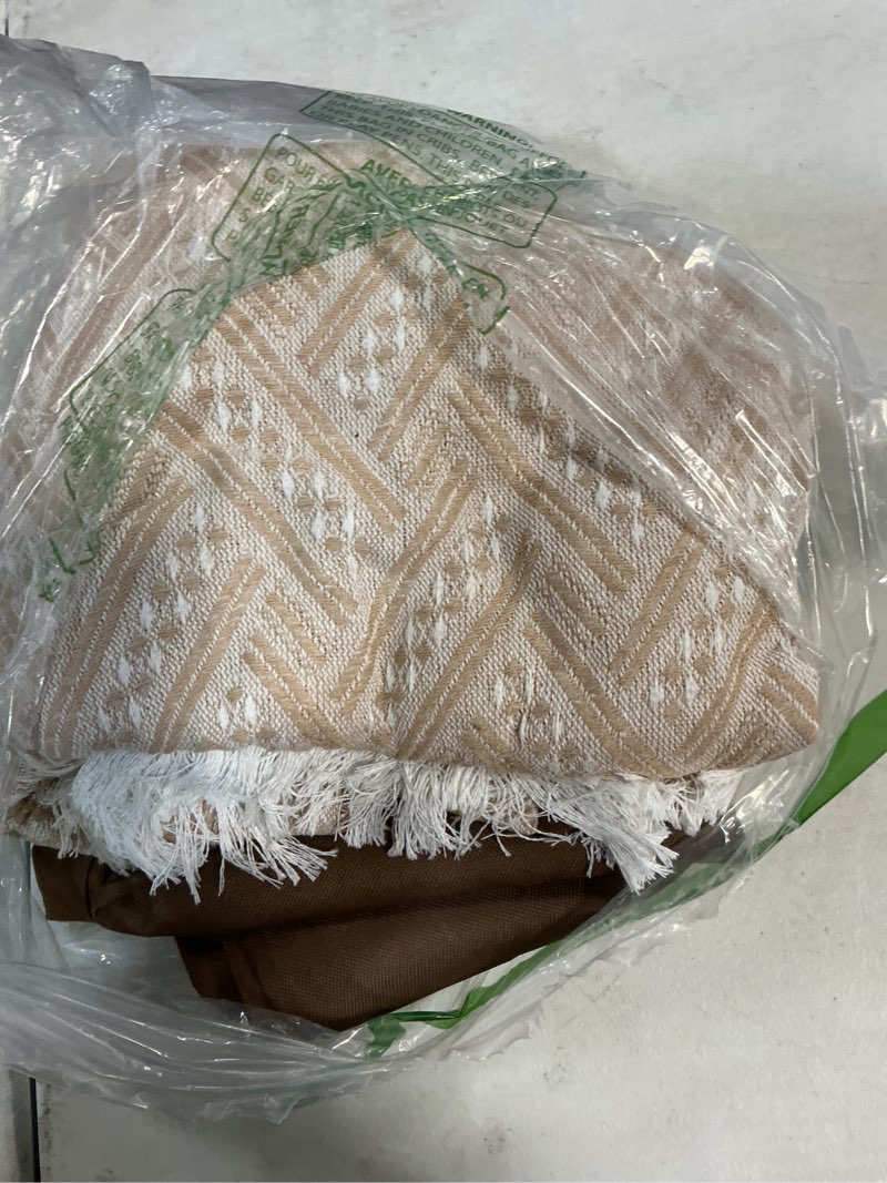 Condition photo showing Good Condition for genovega 2 in 1 extra large rug outdoor picnic blanket waterproof woven boho mat giant beach towel travel essential yoga accessories park patio lawn garden ground music festival concert must have 80"x80" brown
