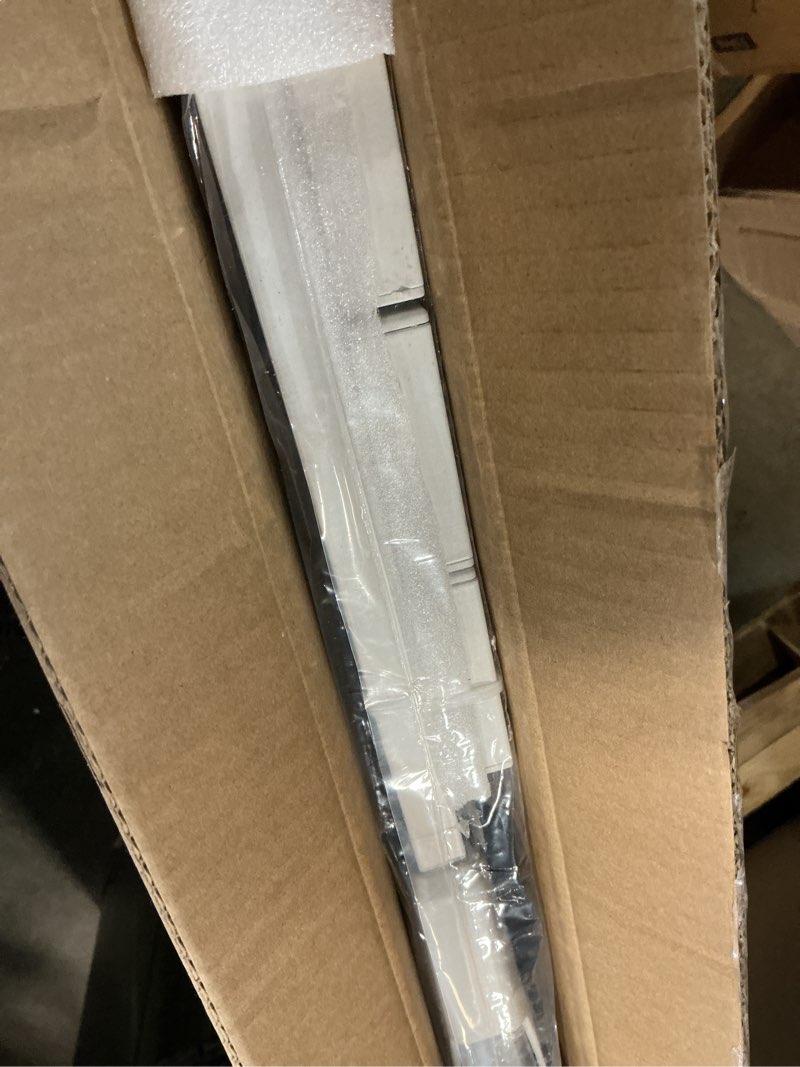 Condition photo showing Good Condition for babelio safety gate door fits for stairs, narrow and wide doorways with auto close, easy install, no drilling, pressure mounted for baby, child, pets, dog/puppy, 26''-40'', white white 30"tall 26"-40" wide