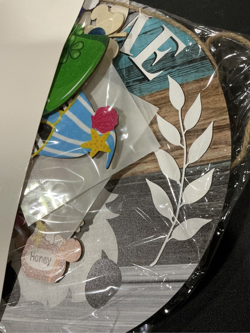 Condition photo showing New/Like New for Qunclay Interchangeable Wooden Gnome Decor Holiday Seasonal Gnome Decorations with Magnet Pieces and Detachable Hats Changeable Welcome Sign for Home(Cute Style)