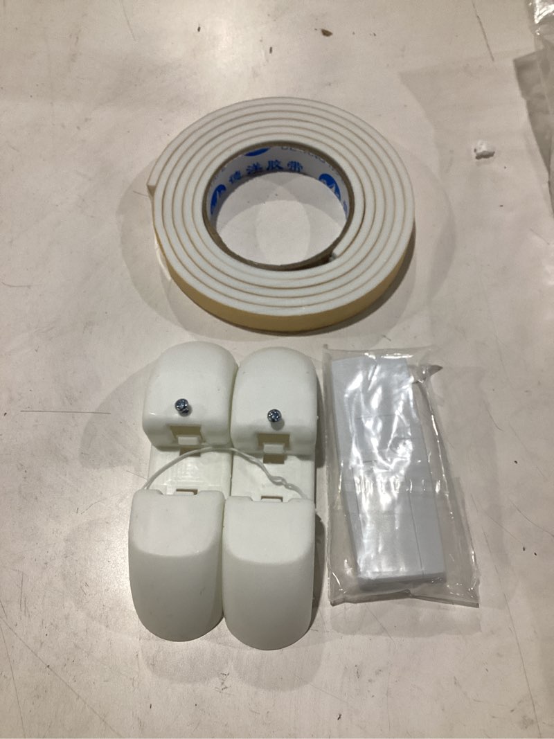 Condition photo showing Good Condition for beyond breeze window fan reversible airflow, 9" dual window fan with 3-speed 3 modes (cool, circulate, exhaust), remote control twin window fan 23.5" to 37" adjustable width for bedroom, kitchen, home 9'' remote control