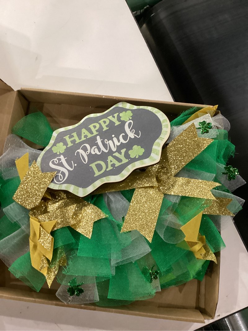 Condition photo showing New/Like New for Hoteam St Patricks Day Wreath for Front Door 19.6 Inch Green Clover Leprechaun Hat Decor with Shamrocks Saint Patricks Day Decorations for Indoor Outdoor Porch Irish Party