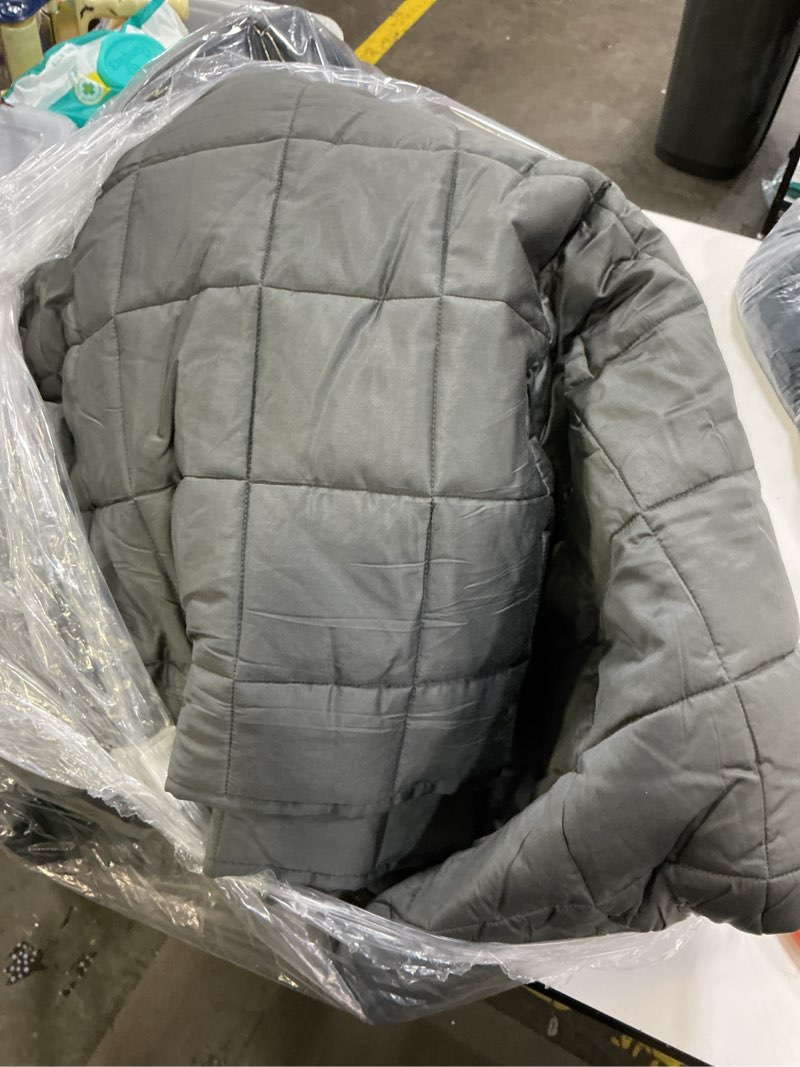 Condition photo showing As Is for quince bamboo box quilt, king/cal king, charcoal