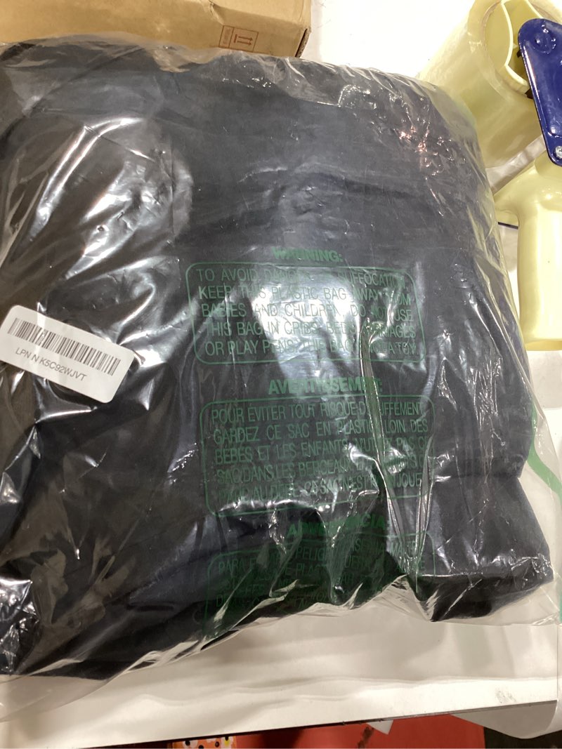 Condition photo showing Good Condition for FREE SOLDIER Mens Snow Bibs Ski Pants Softshell Waterproof Insulated Warm Snow Pants Windproof Ski Bib Overalls X-Large/32" Inseam Black